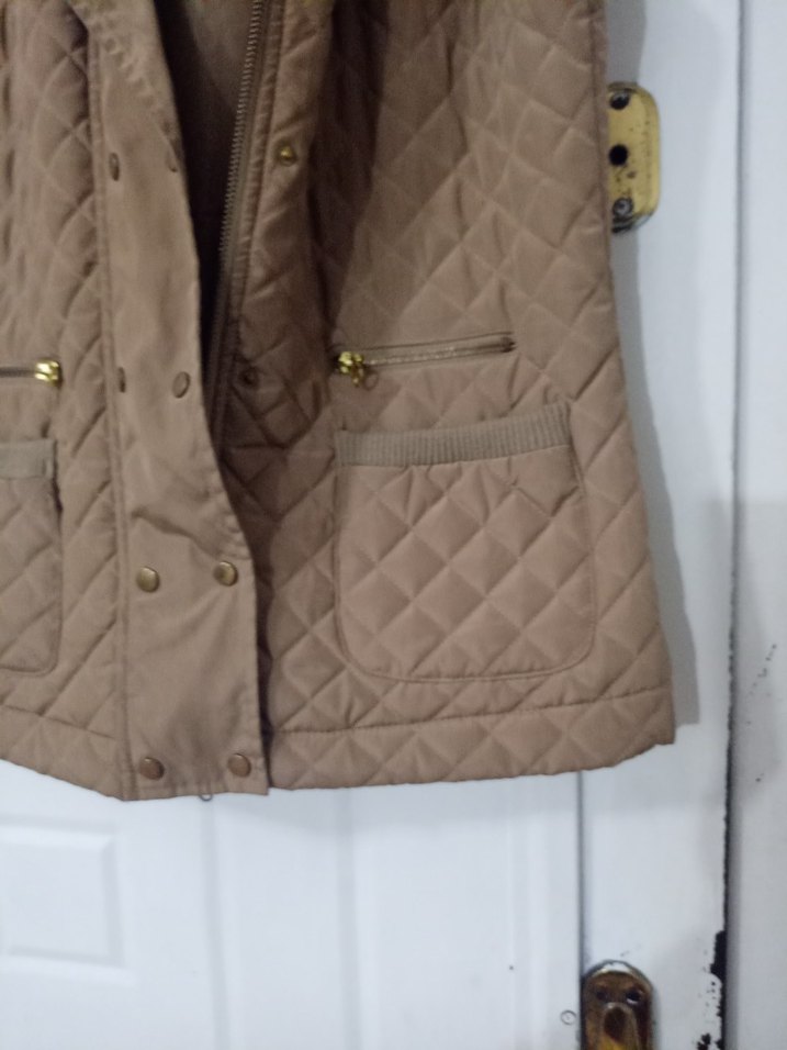 Düğmeli Kahverengi Süet Kadın Yelek - Görsel 3