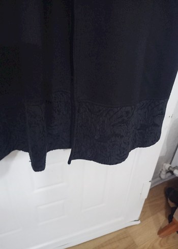 Siyah Düğmeli Uzun yumusak Kadın pardesü - Görsel 3