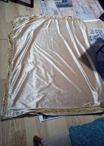 Bej İşlemeli Parlak yatak örtüsü - Görsel 4