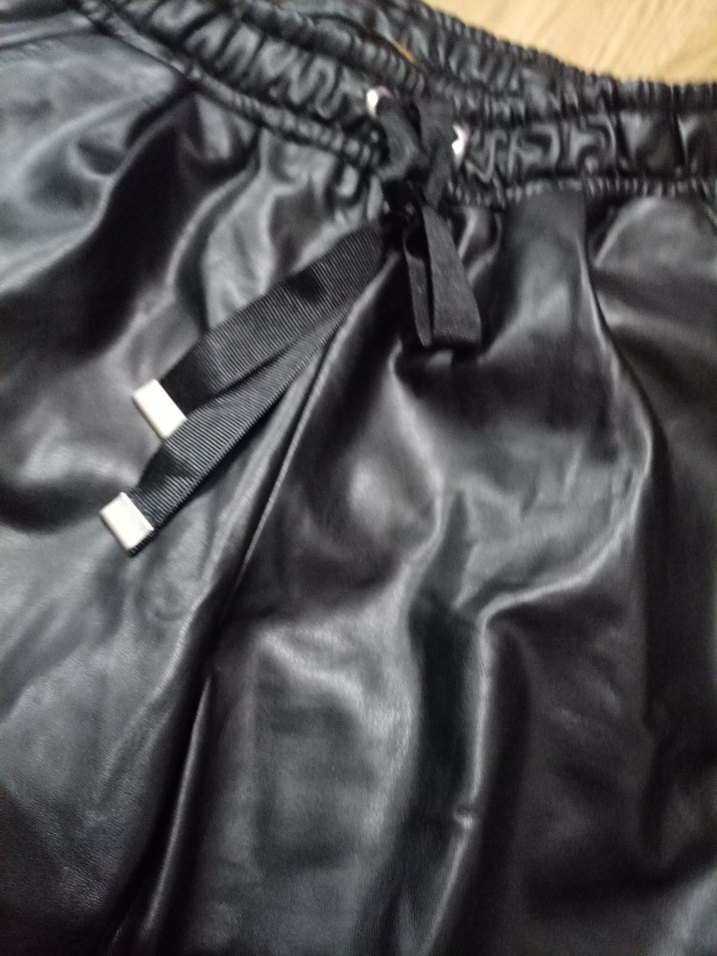 Kadın siyah deri Sentetik Kumaş Bol Kesim Pantolon - Görsel 3