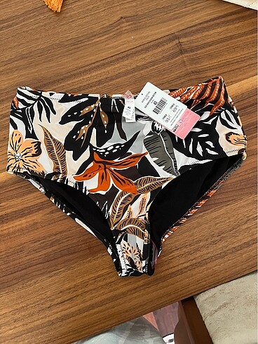 Penti bikini altı