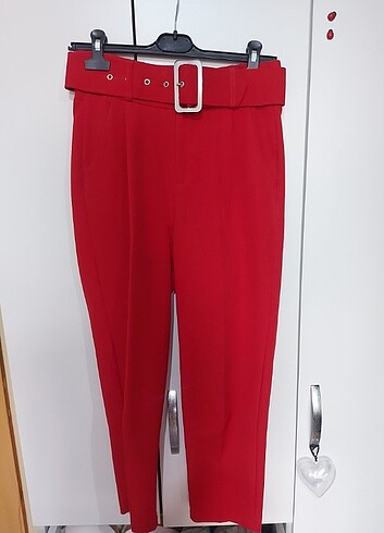 Kırmızı kumaş pantolon 