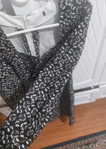 elbise diz üstü yeni sıfır hiçbir sorunu yok tur - Görsel 3