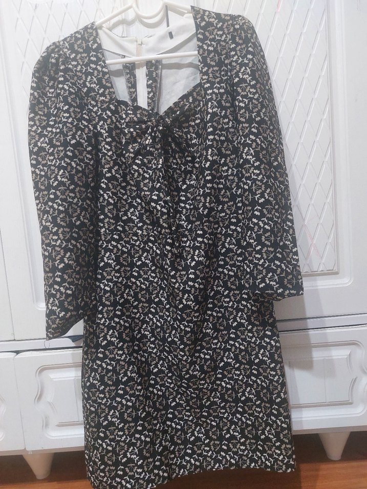 elbise diz üstü yeni sıfır hiçbir sorunu yok tur - Görsel 2