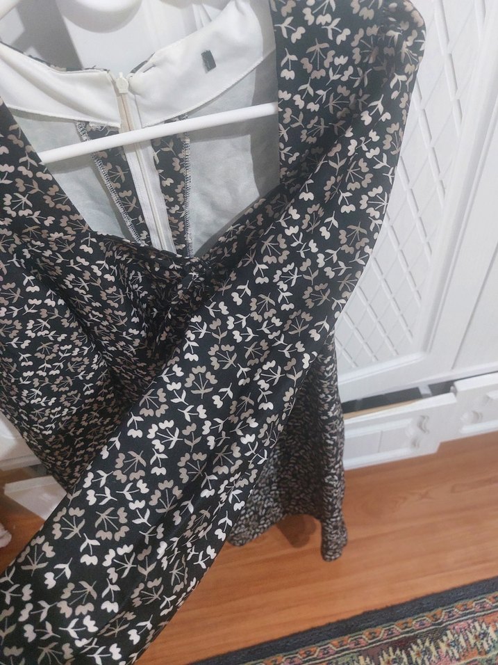 elbise diz üstü yeni sıfır hiçbir sorunu yok tur - Görsel 3