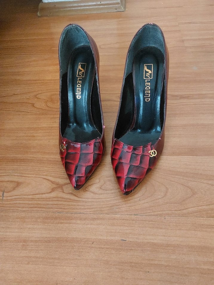 Bordo Yılan Desenli Tokalı Stiletto - Görsel 2