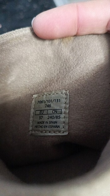 37 Beden Zara borit