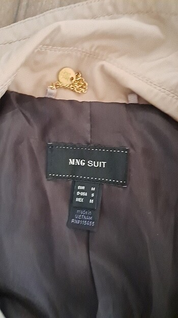 m Beden Mango marka Trenckot ceket