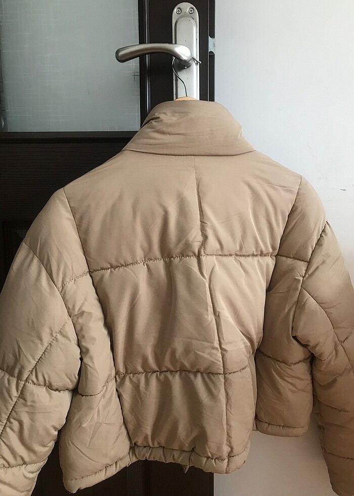 Bershka şişme mont - Görsel 5