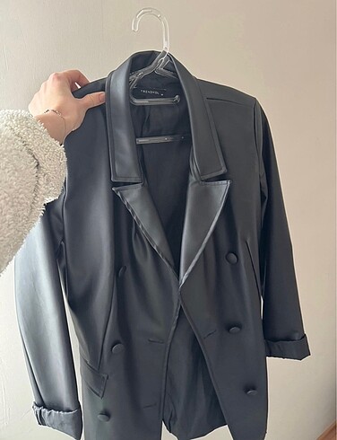 Trendyol & Milla Suni deri blazer