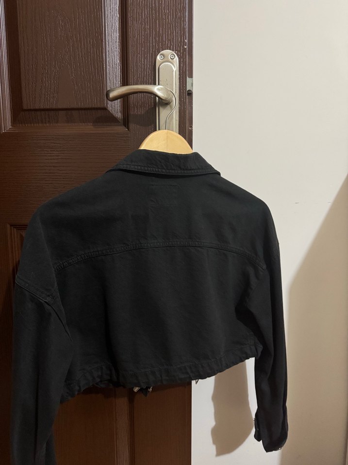 Bershka Siyah Denim Fermuarlı Ceket - Görsel 5