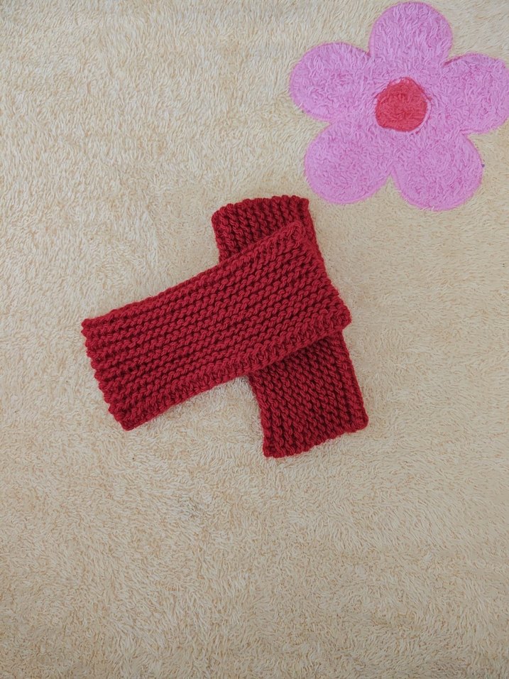 Kırmızı Örme Parmaksız Kadın Eldiveni - Görsel 5