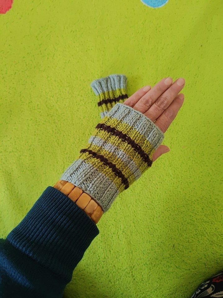 Bohem Çok Renkli Örgü Kadın Eldiveni - Görsel 4