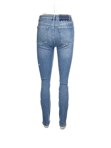 28 Beden PreLoved Jean / Kot %70 İndirimli.