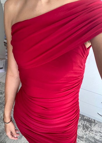 KIRMIZI ABİYE ELBİSE - Görsel 3