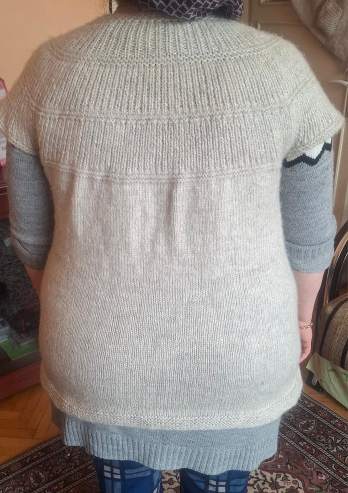 Gri Örgü Düğmeli Kolsuz Hırka - Görsel 4