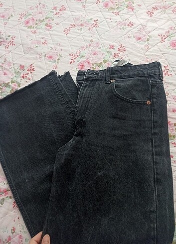 28 Beden siyah Renk Zara jean