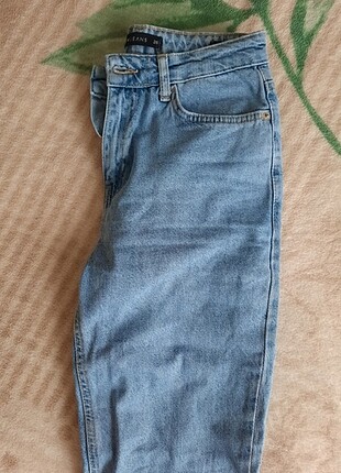 Mom jean