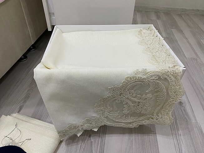 Beden Masa örtüsü seti