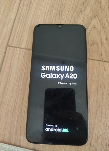 Samsung a20 