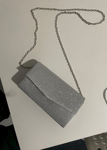 Zincir Detaylı Gri Kadın Clutch Çanta