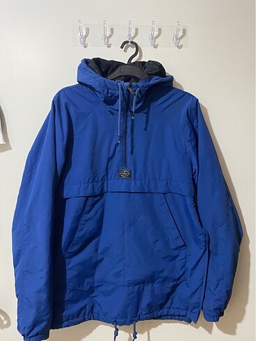 Pull Bear Kanguru