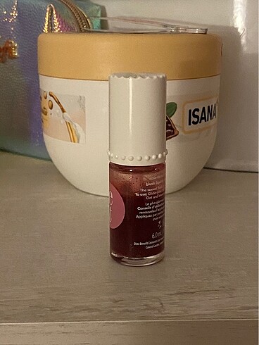  Beden benefit benetint