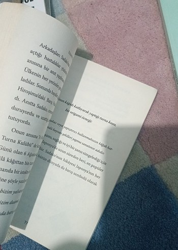 Sadako ve Kağıttan Bin Turna Kuşu - Eleanor Coerr - Görsel 3