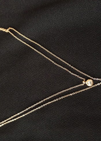 Altın Renkli Zincir Detaylı Midi Kolye - Görsel 2