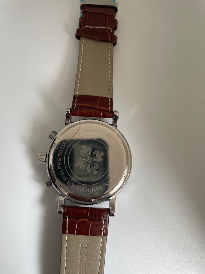 Patek Philippe Modern Klasik Erkek Saati - Görsel 4