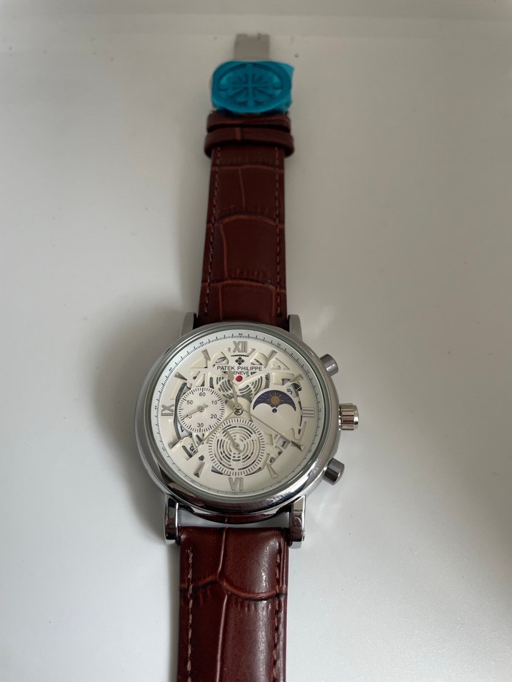 Patek Philippe Modern Klasik Erkek Saati - Görsel 2