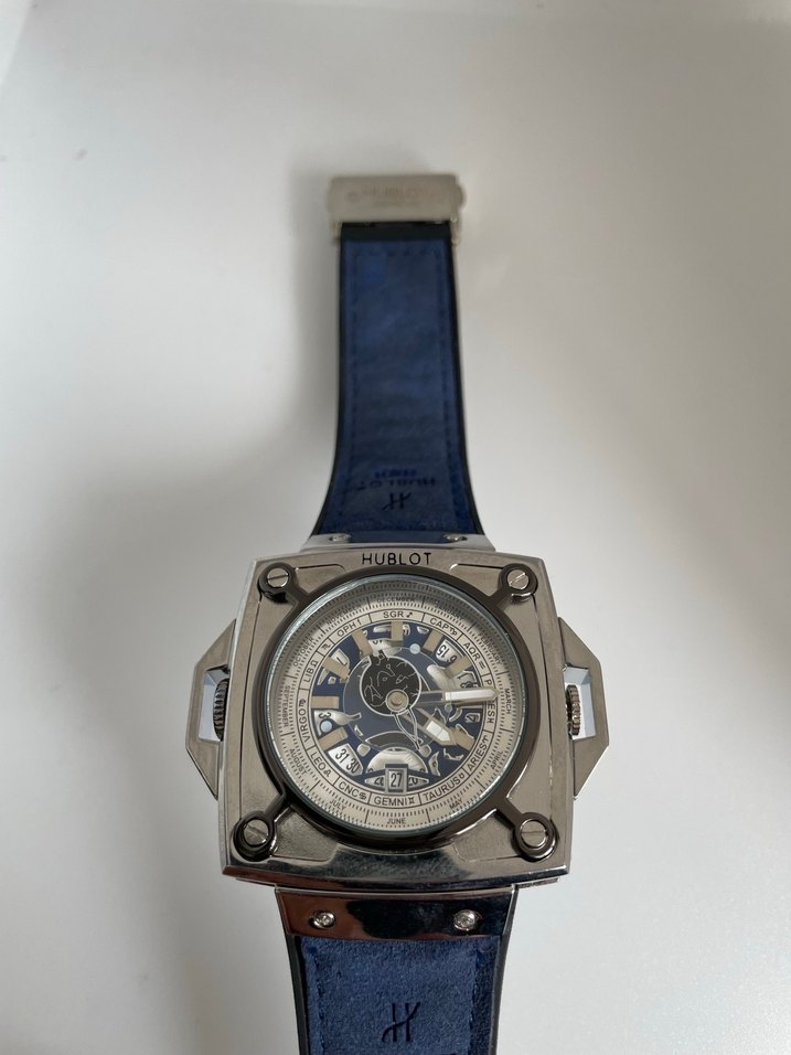 Huslot Mavi Biker Tarzı Erkek Saati - Görsel 2