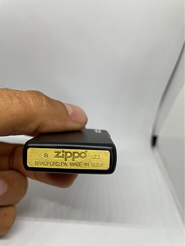  Beden Renk ZİPPO ORJ ÇAKMAK