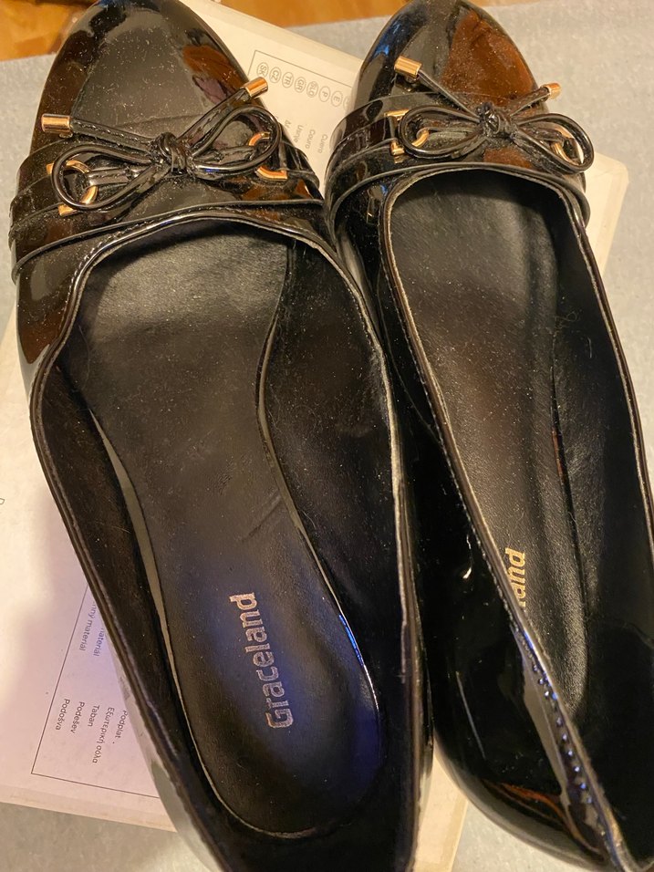 Kemer Detaylı Siyah Dolgu Topuklu Kadın Babet - Görsel 2