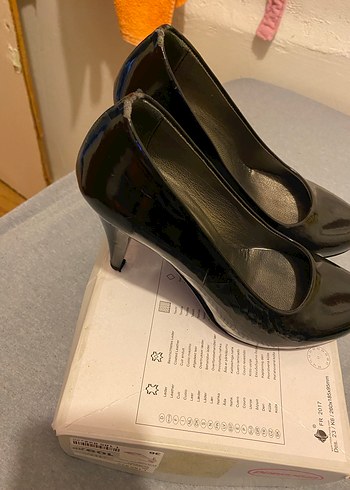 Parlak Siyah Rugan Stiletto Topuklu Kadın Ayakkabı - Görsel 2