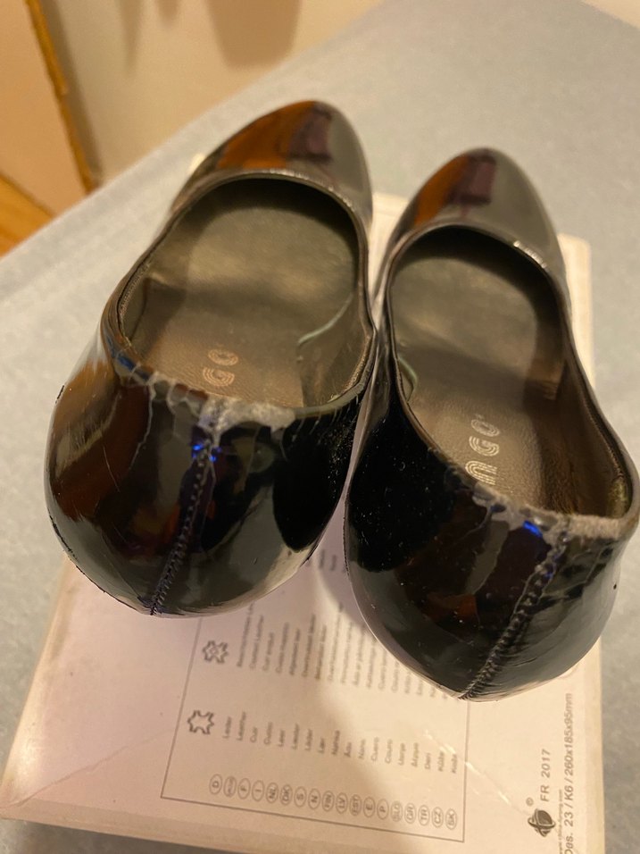 Parlak Siyah Rugan Stiletto Topuklu Kadın Ayakkabı - Görsel 3