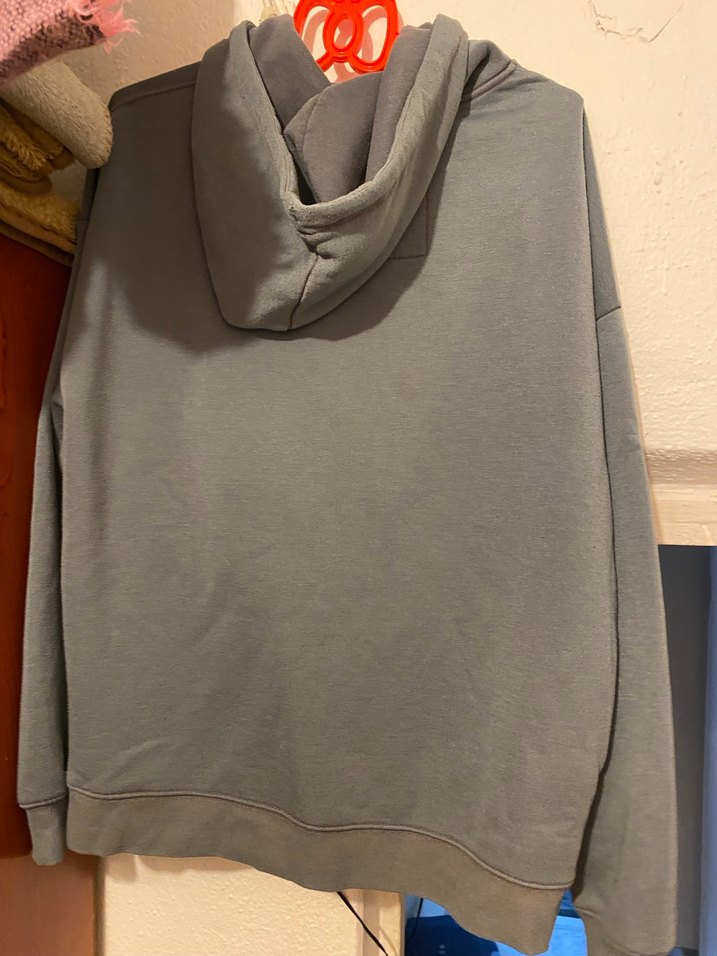 Tom ve Jerry Baskılı Gri Kapüşonlu Sweatshirt - Görsel 2