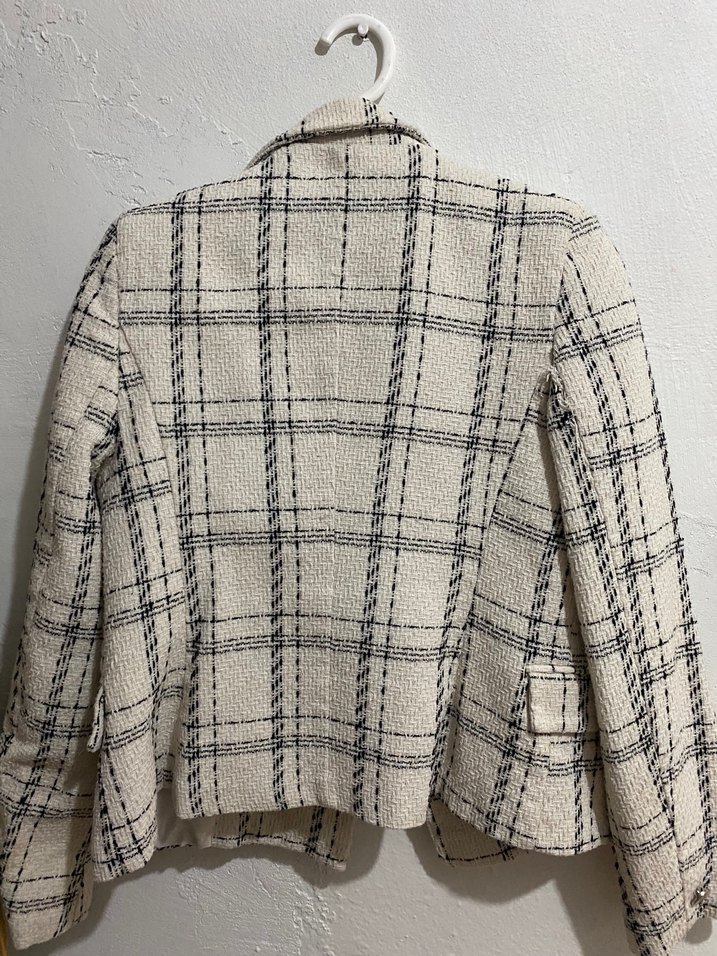 Düğmeli Beyaz Gri Ekose Kadın Blazer - Görsel 3