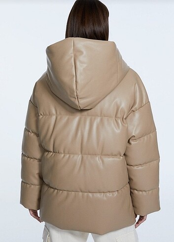 xs Beden Stradivarius mont