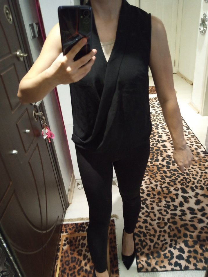 Siyah kolsuz buluz - Görsel 4