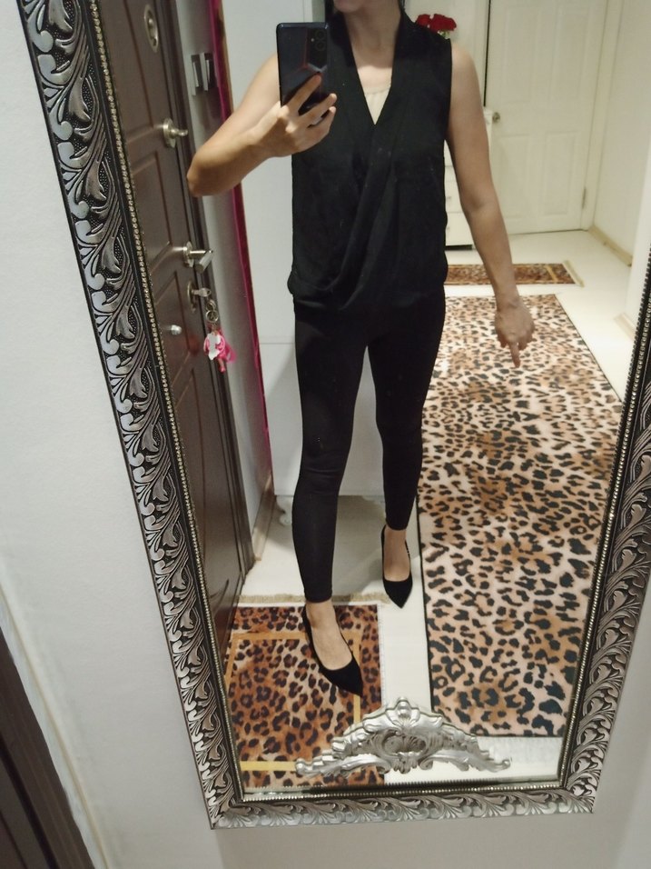 Siyah kolsuz buluz - Görsel 3