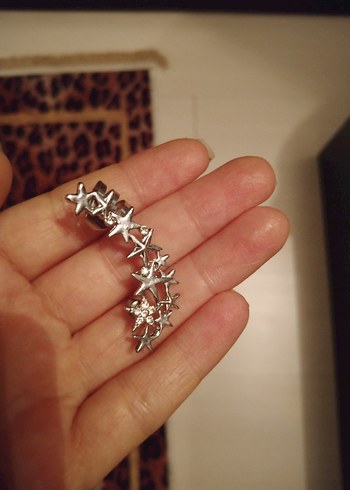 Gri Yıldızlı Rock Punk Midi Küpe - Görsel 3