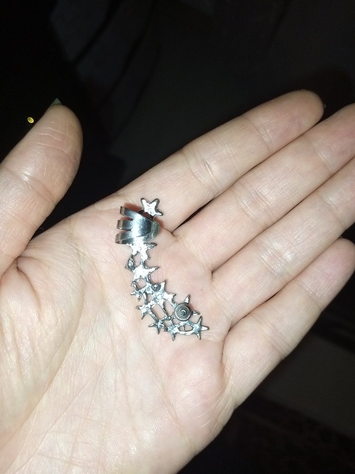 Gri Yıldızlı Rock Punk Midi Küpe - Görsel 2