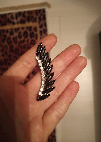 Siyah Parlak Taşlı Kadın Kulak Kıkırdağı - Görsel 2