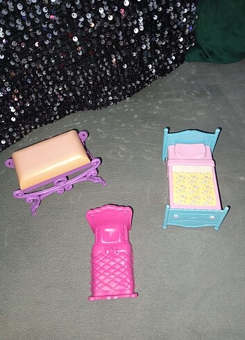 Diğer Barbie eşyaları 