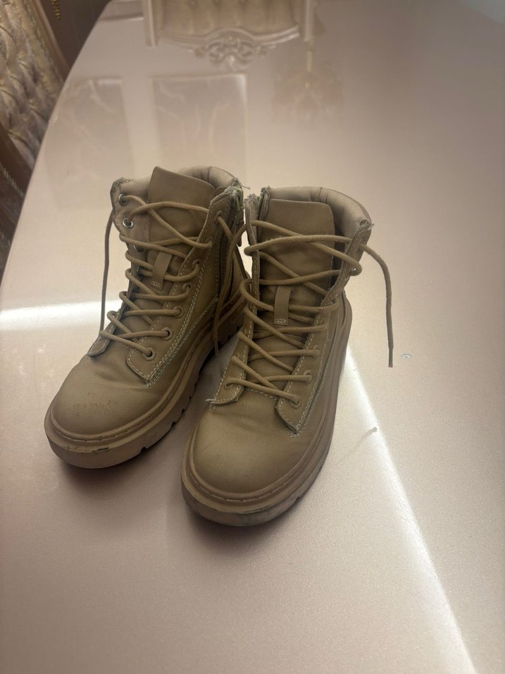 Bej Süet erkek çocuk Bot - Görsel 2