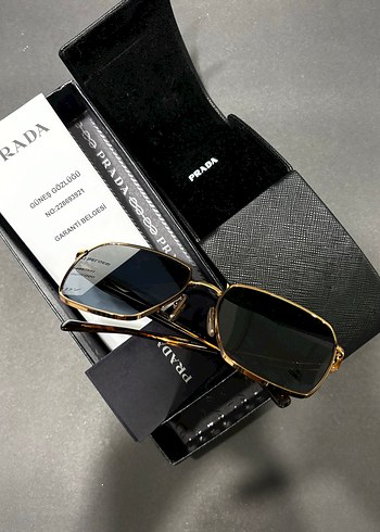 Prada Kadın Klasik Gold Güneş Gözlüğü - Görsel 9