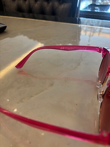 H&M kız çocuk gözlüğü - Görsel 2