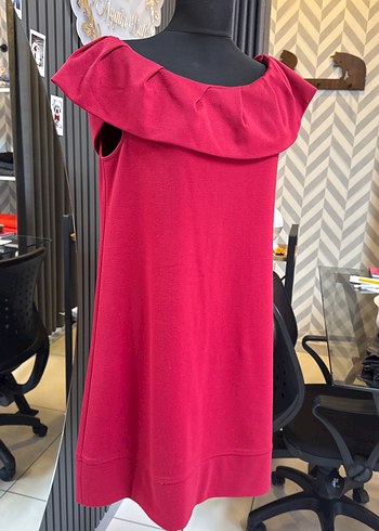 Kırmızı yaka Fırfırlı Mini belden bol rahat kalıp elbise - Görsel 3