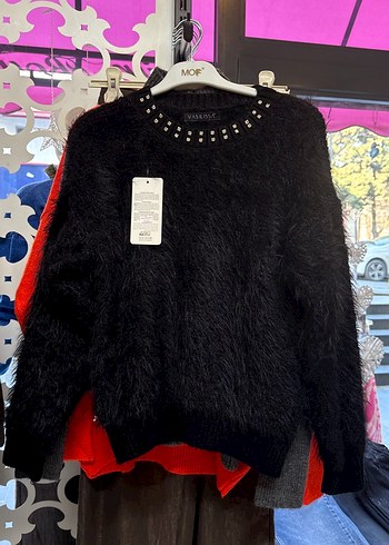 Düğmeli Beyaz Kadın Triko Kazak çeşitleri - Görsel 6